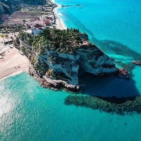 Giardino Sul Mare * فيبو فالينتيا