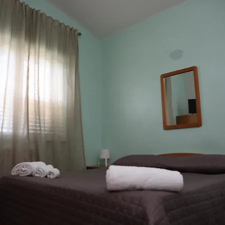 Giardino Sul Mare Apartment *