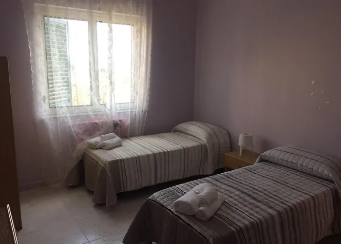 Giardino Sul Mare 公寓 维博瓦伦蒂亚